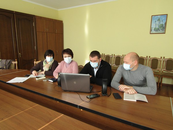 Онлайн-нарада з питання готовності лікувальних закладів до роботи в екстремальних умовах, спричинених короновірусом COVID-19